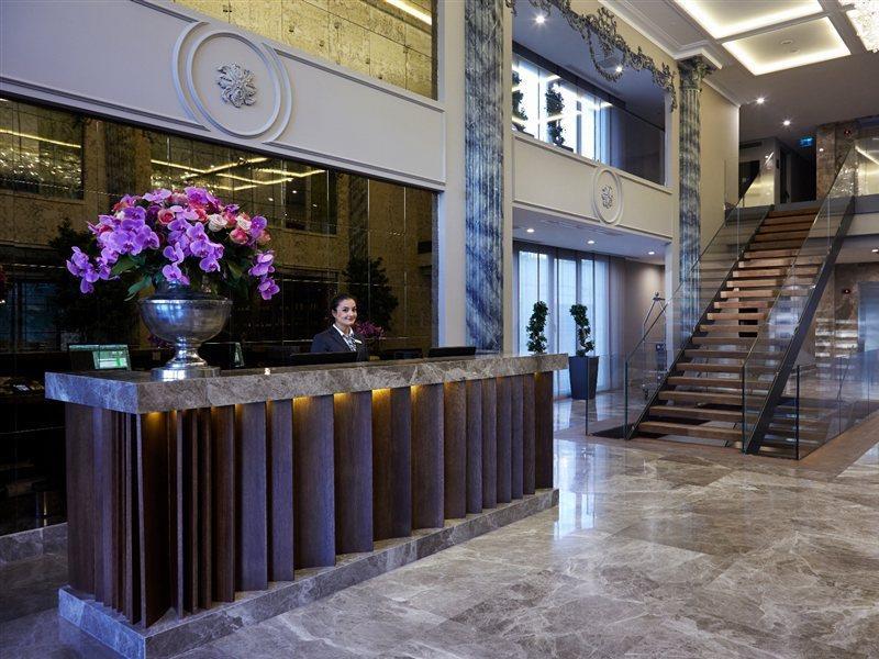 Doubletree By Hilton Gayrettepe Istanboel